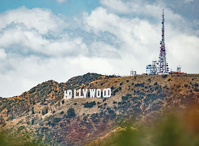 hollywood sign