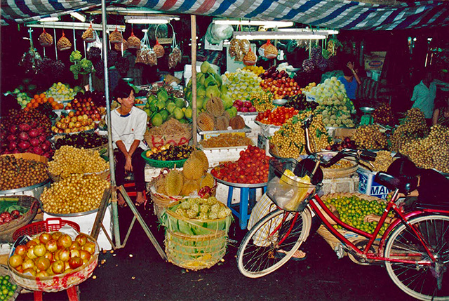 fruit and vegetable market