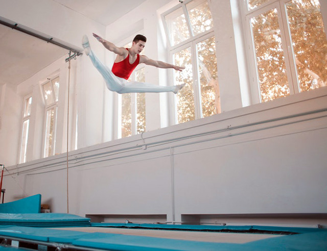 indoor trampolining competition