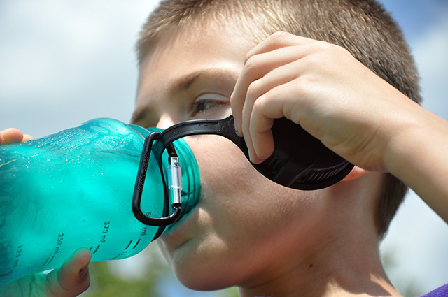 kid drinking